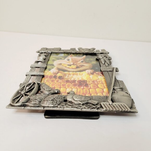 Vtg Pewter Free Standing Country Farm Theme Chicken Lantern Picture Photo Frame - Picture 4 of 5